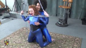 Metal Bondage Suck Training [2014,catsuits,strap-on,oral][Eng]
