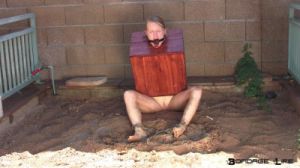 Boxed In Mud [2019,torture,Rope,BDSM][Eng]