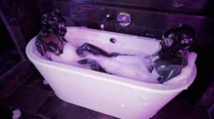 Bubble Bath [2017,Fetish,Latex,Bdsm][Eng]