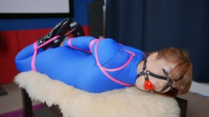 Coffee Table Hogtie [2020,torture,BDSM,Rope][Eng]