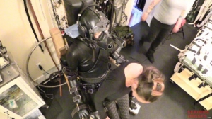 Visiting  Max [2021,BDSM][Eng]