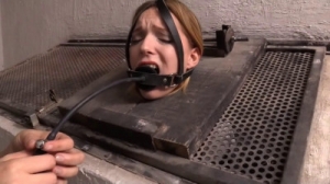 Tight bondage, torture and predicament for hot model [2021][Eng]