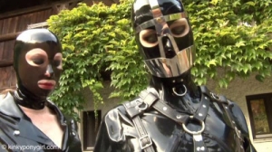 Mistress and Her Ponygirl [2019,Bdsm,Rubber,Latex][Eng]