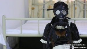Latex maid gas mask femdom [BDSM Latex][Eng]