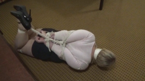 Pearlrose Captured and Hogtied Pt 2 [BDSM,BDSM,Bondage,Rope][Eng]