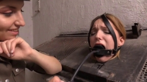 Tight bondage, torture and predicament for hot model [2021,BDSM][Eng]