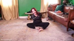 Cherry Busom Gagged with her socks and left with her pants down [2021,BDSM,BDSM,torture,Rope][Eng]