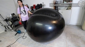 Big Balloon Party Male and Female Both Take Turns Getting Inside Big Balloon [Asians BDSM][Eng]