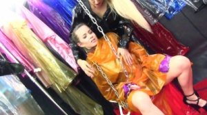 Raincoat PVC visit [BDSM Latex][Eng]