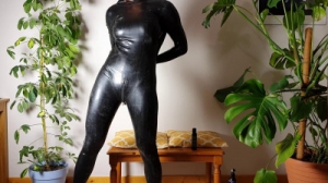 Getting Dressed in My Latex Suit + Boots [BDSM Latex][Eng]