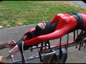 Trussed and Transported [BDSM Latex][Eng]
