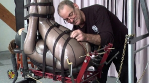 Tread-mo-Fuck in tight Spandex [BDSM][Eng]