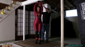 Enchantress Sahrye Trapped in the Basement Dungeon [BDSM,Bondage,Rope,BDSM][Eng]