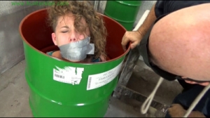 Bailey Paige Hogtied and stuffed in a barrel for shipping, jimhunterslair [BDSM][Eng]
