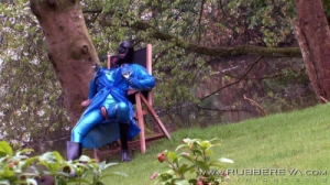 Rubbery Woodland Walkies and Wine!! Full [BDSM Latex][Eng]