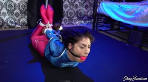 Victoria her first time ever tied up [BDSM][Eng]
