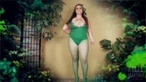 Miss Kelle Martina - Poison Ivy's Prisoner [hardcore femdom porno videos]