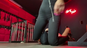 Mistress Glamorous - Brunette Goddess Facesitting In Catsuit Mistress Glamorous - Brunette Goddess Facesitting In Catsuit