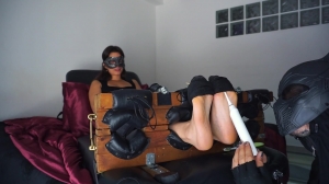 OctopusTickling – Pam tickling session – feet OctopusTickling – Pam tickling session – feet