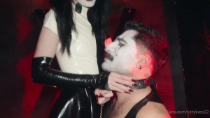 Mistress Kassy - Some Fun With My Pet