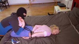 KitzelseiteTickleFun – Emma tickled in hogtie