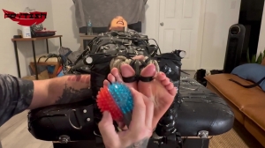 Fettish – The Tickle Table – Goddess Jess Fettish – The Tickle Table – Goddess Jess