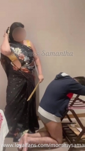 Mistress Samantha - Cane Taps On The Squealing Dog Mistress Samantha - Cane Taps On The Squealing Dog