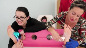 TicklingAndLaughingExperiences – A tough one to break