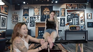 TotalTickling – Tattoo Payment TICKLE time – MYA PLEASURE & SUMMER RAEZ