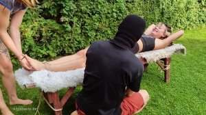 KitzelseiteTickleFun – Kovaluna & Lilith Revenche of Kovaluna – Tickling Lilith on a bench in the...