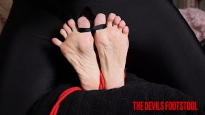 TheDevilsFootstool – Suki's Mummy Wrapped TickleJob-mf, TicklingFeet