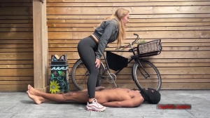 SadisticQueens - Squishysax - Scarlett Morgan - Break My Bike I Break Your Balls-BallAbuse