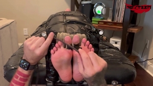 Fettish – The Tickle Table – Salem Rose 2-mf, TicklingFeet Fettish – The Tickle Table – Salem Rose 2-mf, TicklingFeet