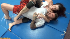 Grappling Girls In Action - Gg sessions 183-WrestlingAndScissor