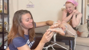 TotalTickling – Adventures in TICKLE babysitting – AMY QUINN-ff, HD, TicklingFeet