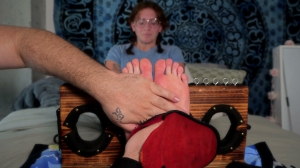 TheTickleRoom – Ivys Horny and Exposed Foot Tickle!-HD, mf, TicklingFeet