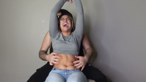 TheTickleRoom – Laylas Belly Betting Loss!-HD, mf, TickleTummy, TicklingUpperBody