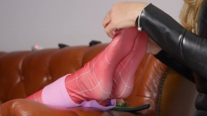 PolishMistressClips – Spider Woman (Weronika) Is Ticklish And Catwoman Sophia  Uses It – Part 1-f...