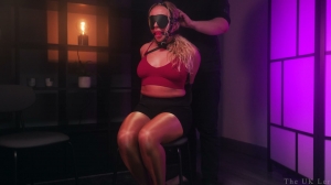 Zoey Ziptie – Shiny Predicament- mf, NylonFeet, TicklingFeet, TicklingUpperBody