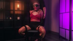 Zoey Ziptie – Shiny Predicament- mf, NylonFeet, TicklingFeet, TicklingUpperBody