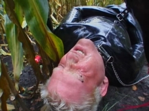 Rubber Queens-LatexAndRubber