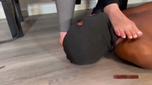 Sadistic Queens - Squishysax - Miss Anna Elite and Tainted Maitrise - Sweaty Sole Sucker-Femdom