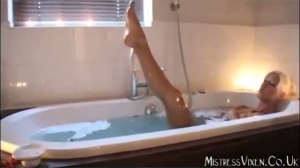 Mistress Vixen - Bathroom Slave-Femdom