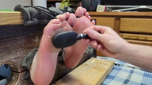 CallieSmith25tickling – Callie smith in the stocks AGAIN part 2- mf, TicklingFeet