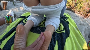 Feet Goat - Summer Sexy Feet footjob handjob at the beach with big load cum on soles-Fetish