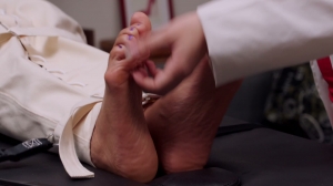 BeneathMyFeet – LUNA'S ANXIETY THERAPY- ff, HD, TicklingFeet