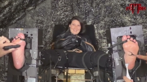 Fettish – Tickle Therapy – Jennifer Wildfire- mff, TicklingFeet