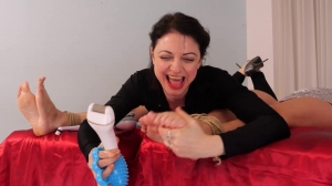 TicklingAndLaughingExperiences – The legend hunter- fff,  TicklingFeet